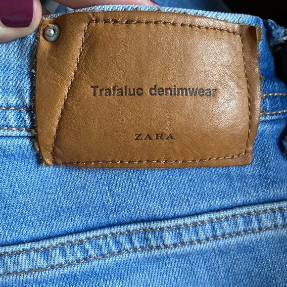 Zara size 4 Frayed Distressed Denim - Picture 4 of 4